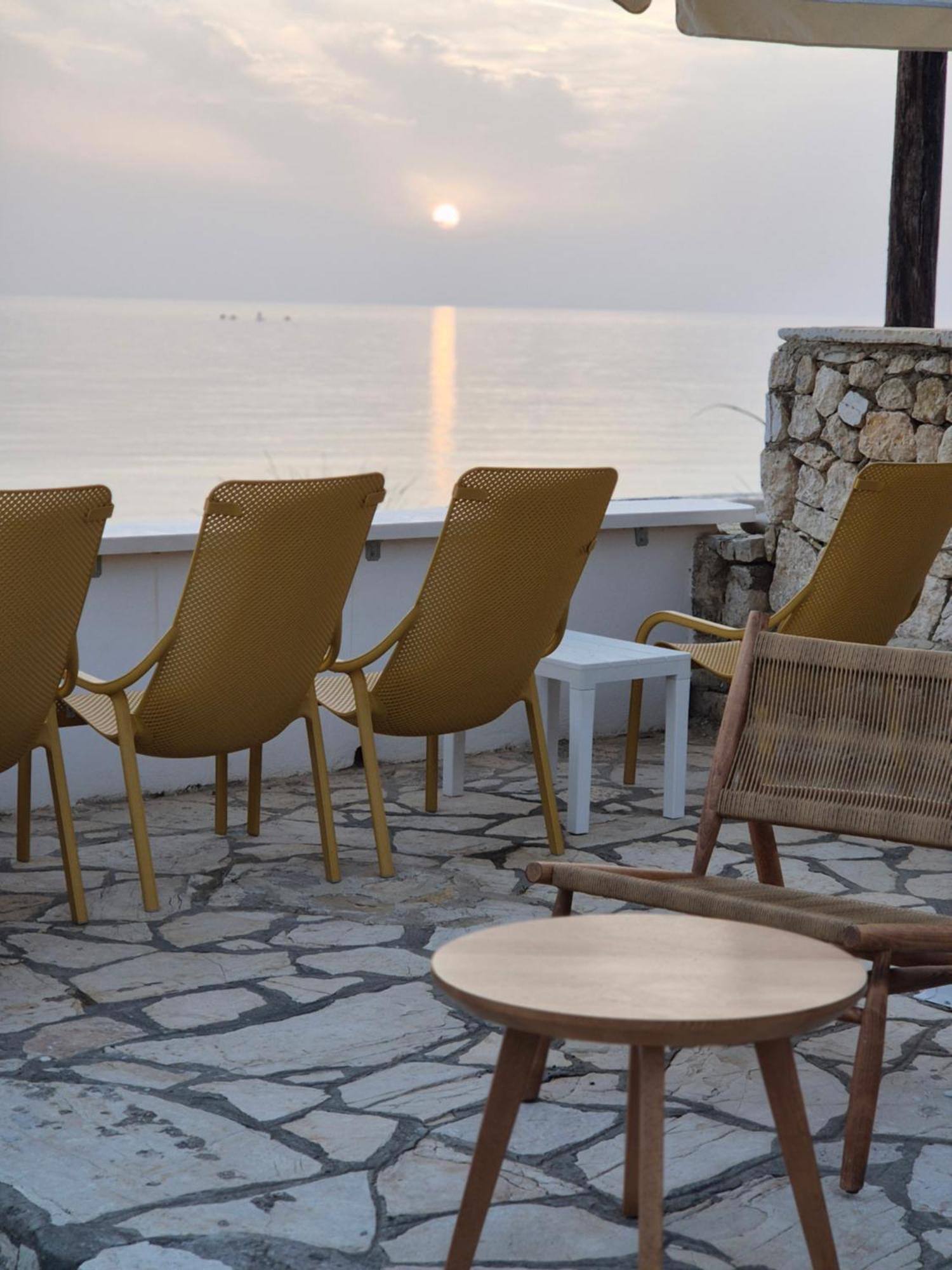 Louiza Apartments Agios Gordios  Extérieur photo
