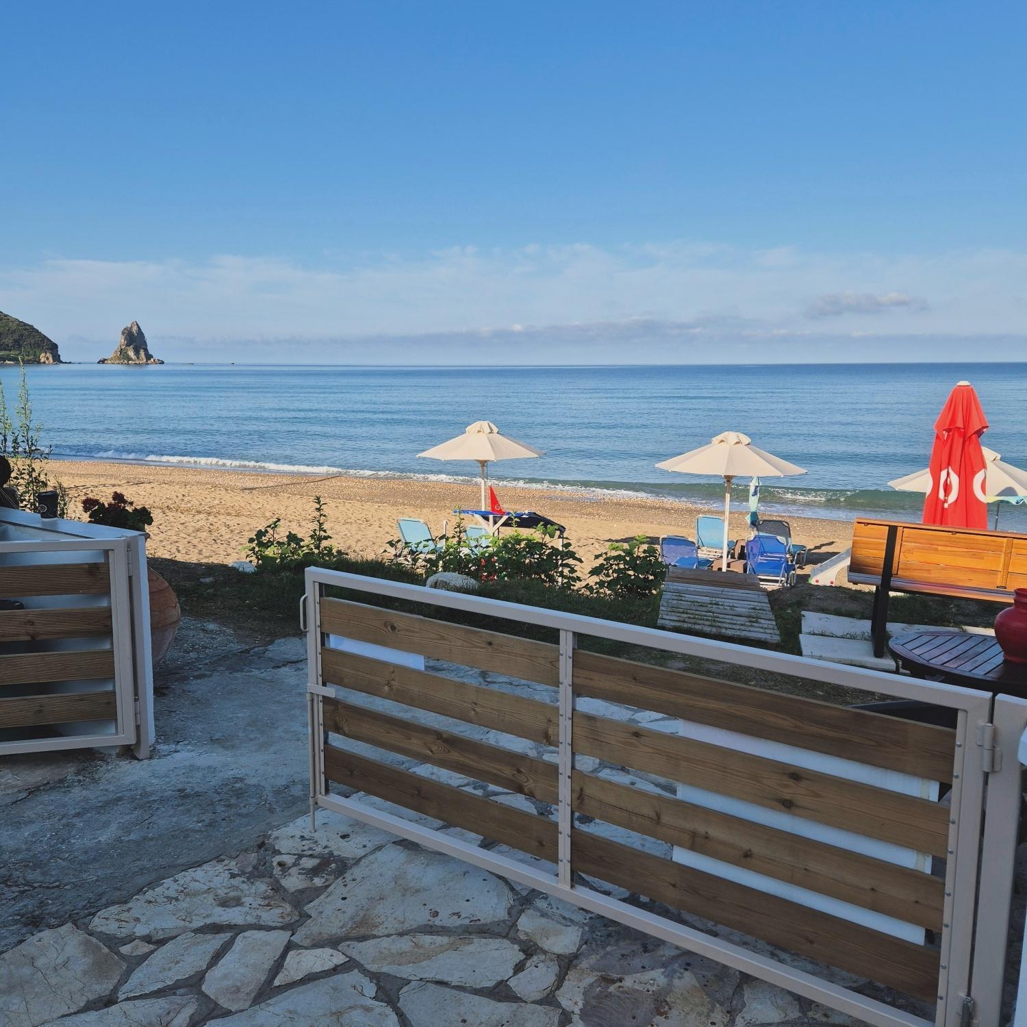 Louiza Apartments Agios Gordios  Extérieur photo