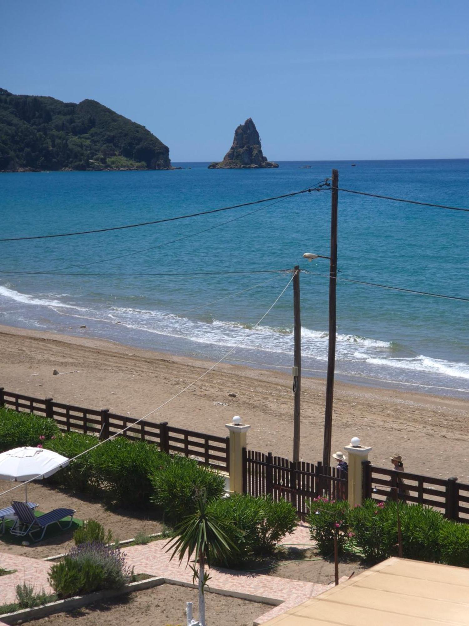 Louiza Apartments Agios Gordios  Extérieur photo